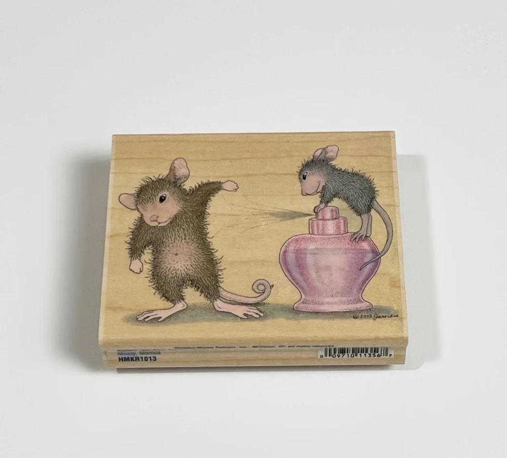 Stampabilities House Mouse Puttin On The Spritz Stamp Muzzy Monica
